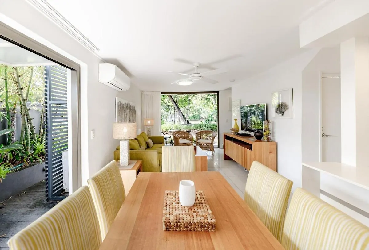 Villa Kananda, Beside Hastings St & Main Beach Noosa Heads