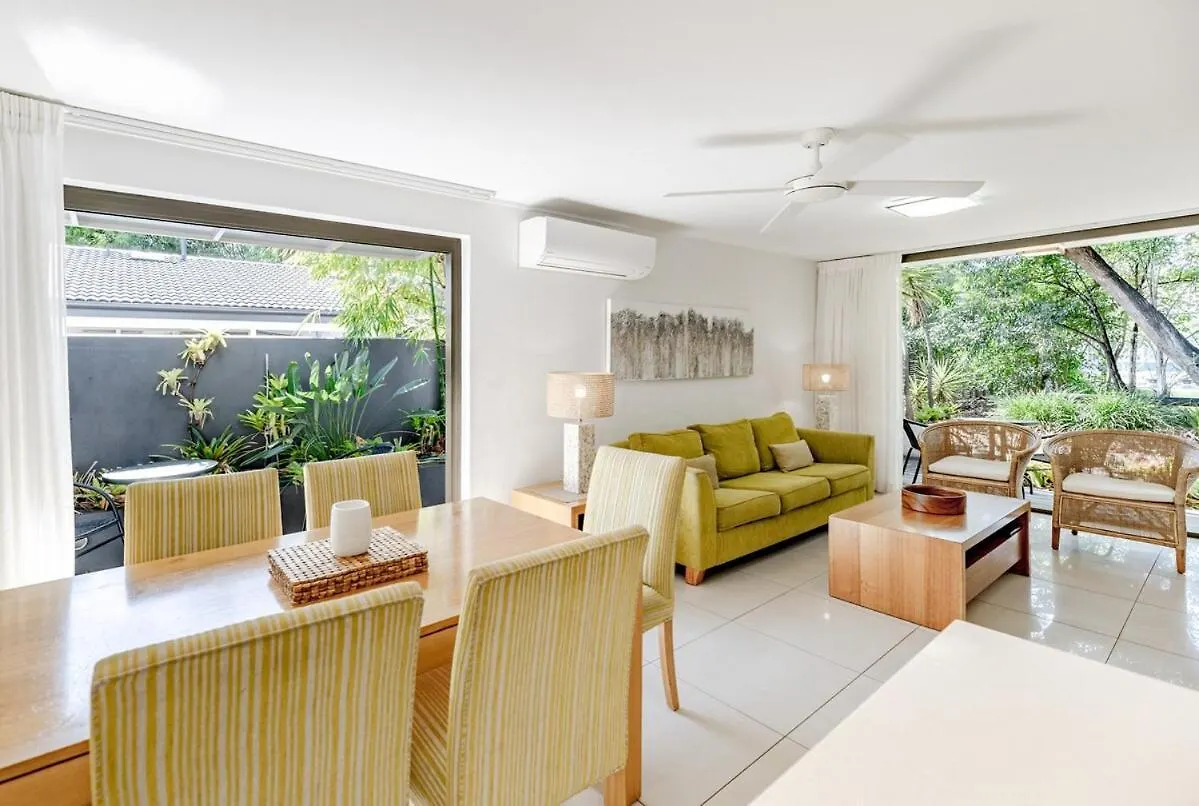 Apartment Villa Kananda, Beside Hastings St & Main Beach Noosa Heads Australia