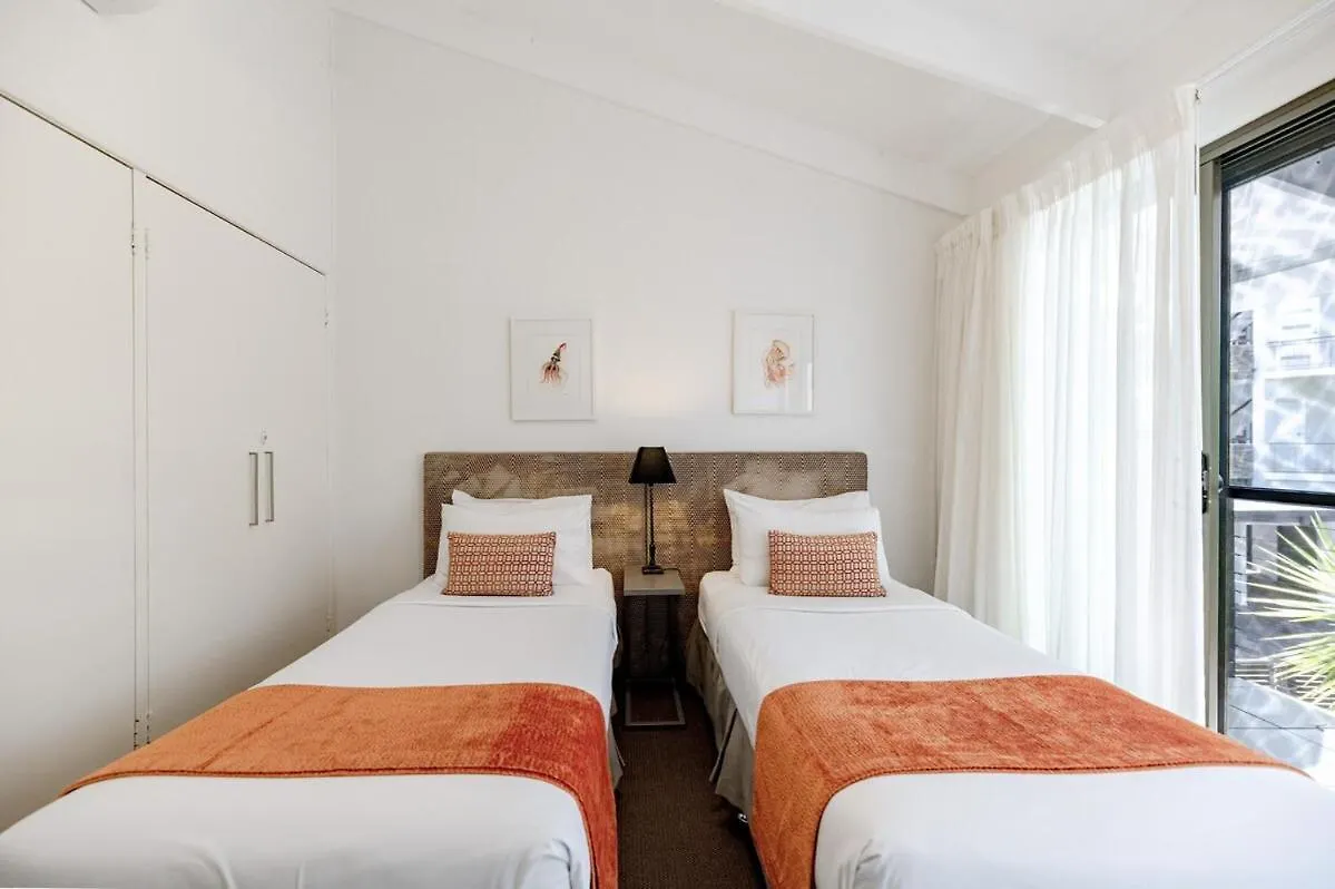 Apartment Villa Kananda, Beside Hastings St & Main Beach Noosa Heads