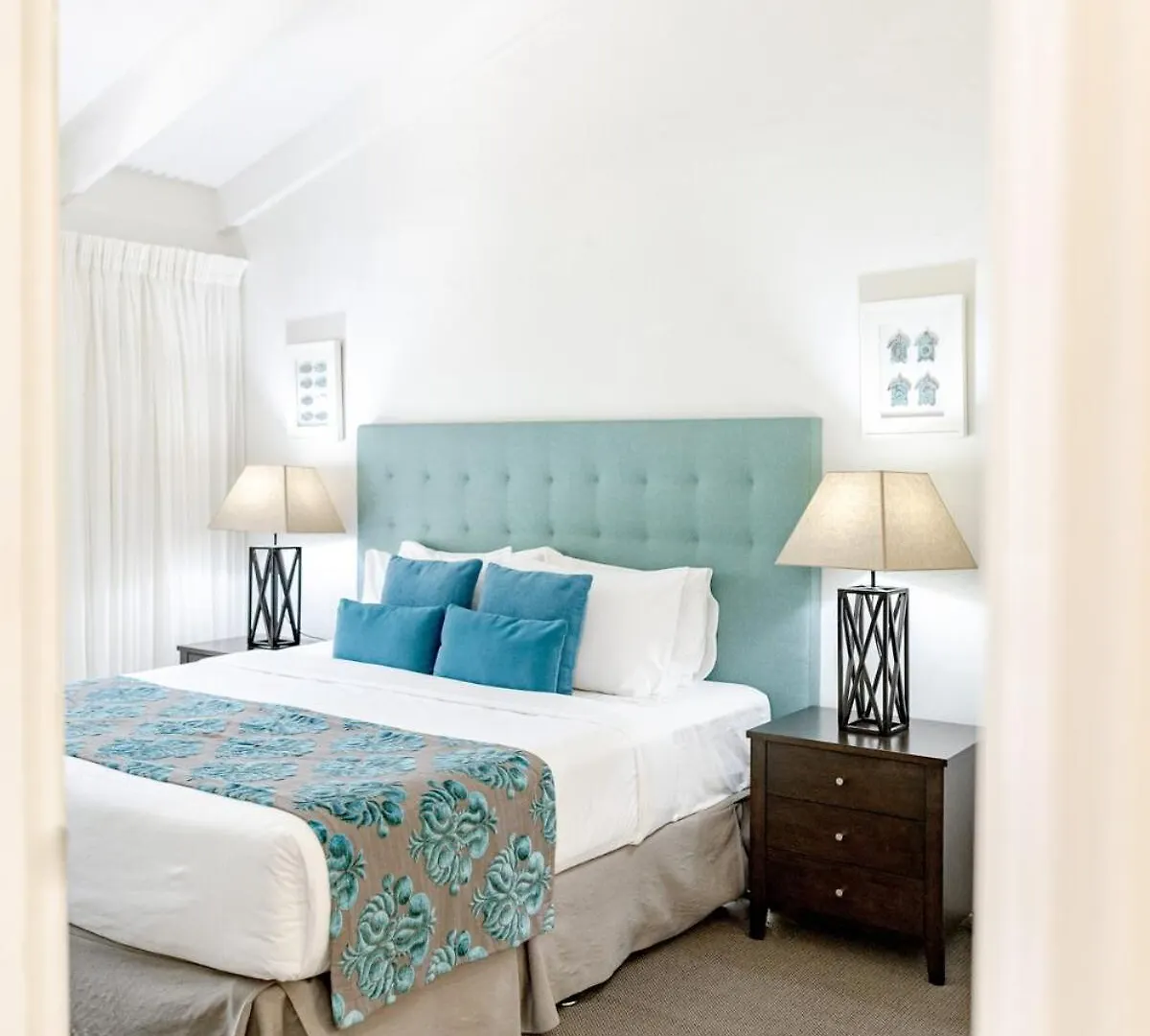 Apartment Villa Kananda, Beside Hastings St & Main Beach Noosa Heads